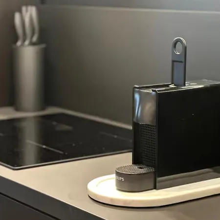 La H - The Only Exclusive 5 Of Metz